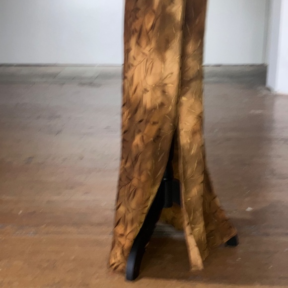 Golden brown leafs print Asian style maxi dress - Picture 6 of 15